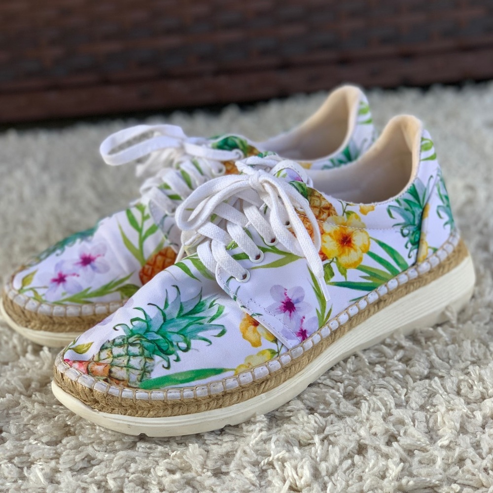 Free People Jackson Tropical Espadrille Wedge Sneaker Lace Up Shoe Pineapple GUC